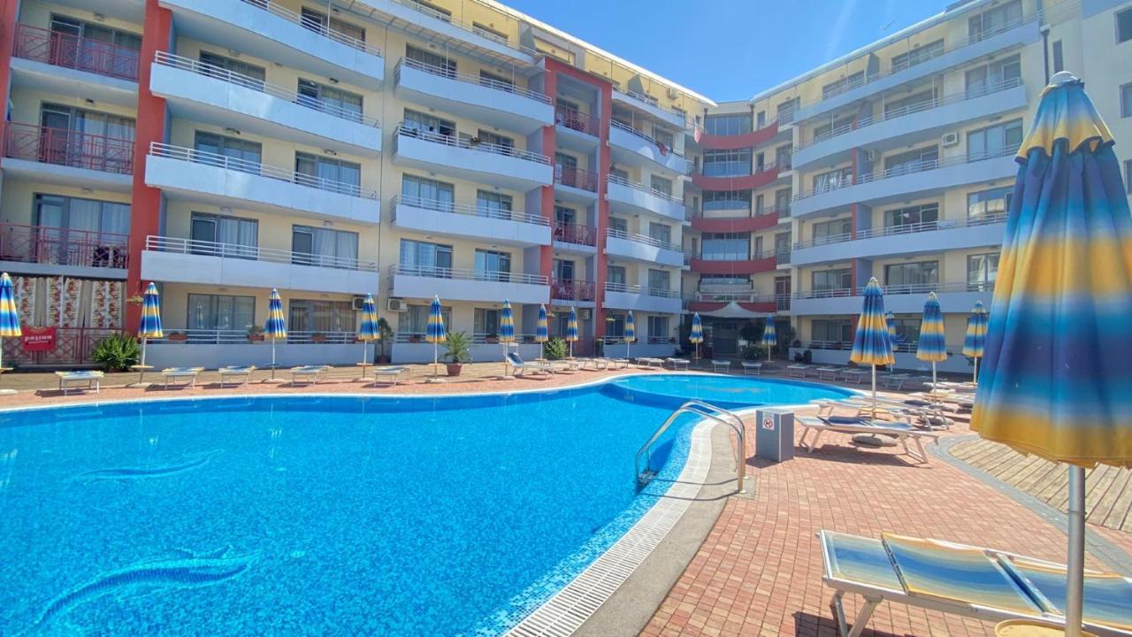 Bratanov Central Plaza Apartments Napospart Kültér fotó