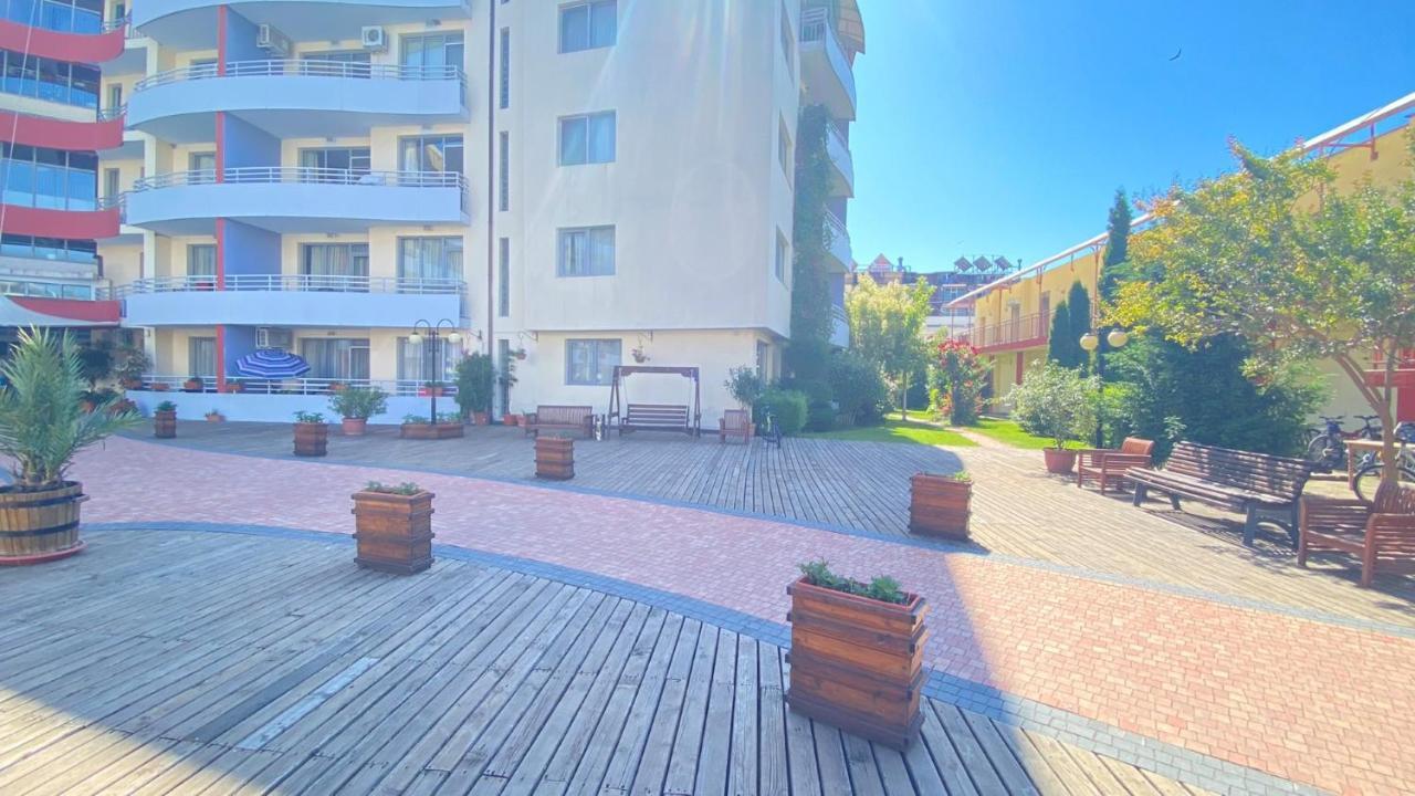 Bratanov Central Plaza Apartments Napospart Kültér fotó