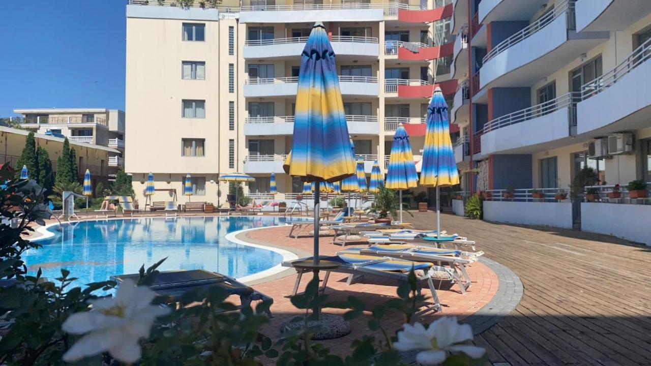 Bratanov Central Plaza Apartments Napospart Kültér fotó